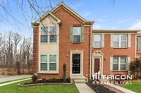 Building Photo - 2 Bluestem Ct