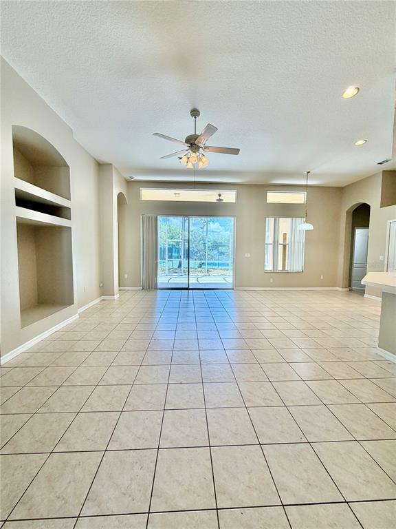 Building Photo - 2708 Wood Pointe Dr