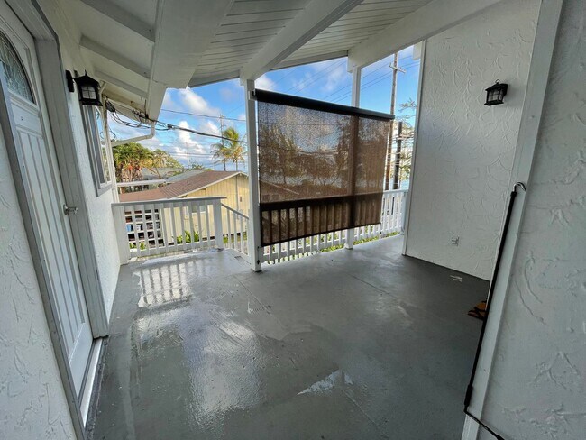 Building Photo - Hauula