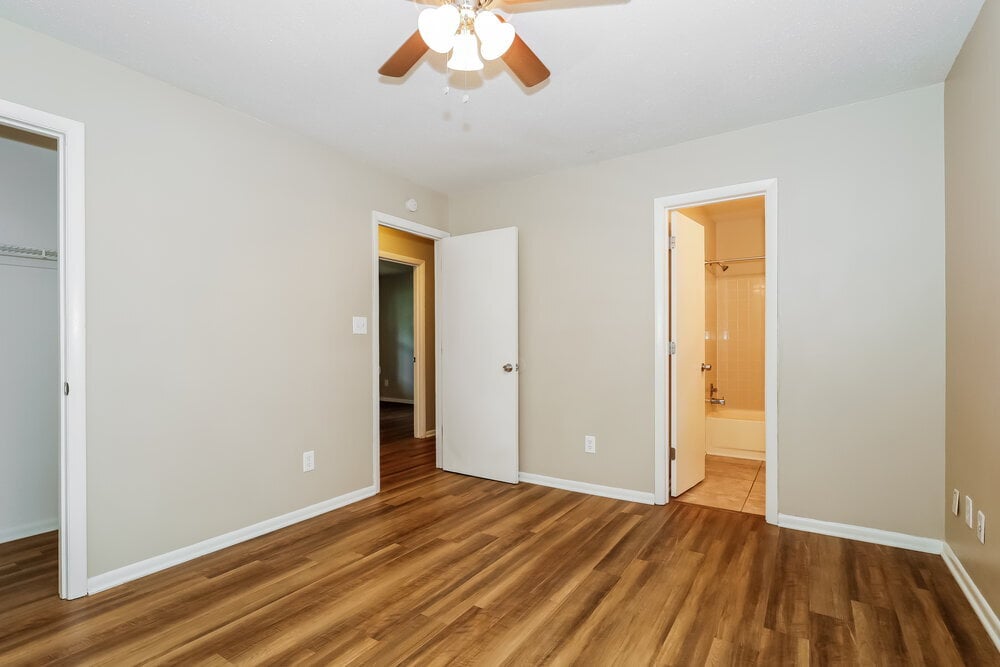 Building Photo - 7236 Newell Acres Dr