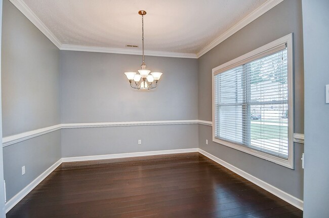 Building Photo - Tastefully Renovated Ranch in Hickory on q...