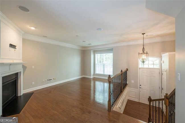 Building Photo - 2315 Limehurst Dr