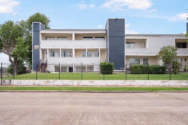 Building Photo - 781 Country Pl Dr