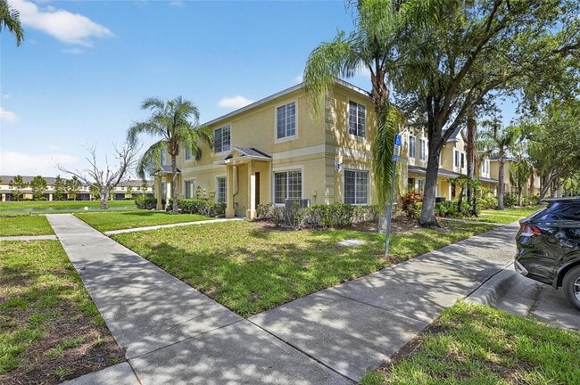 Building Photo - 10737 Keys Gate Dr