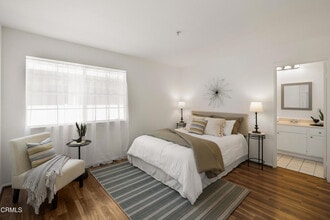 Building Photo - 449 N Catalina Ave