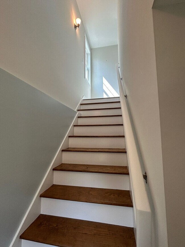 Building Photo - West AVL - 3/2 Contemporary Build Ready Now!