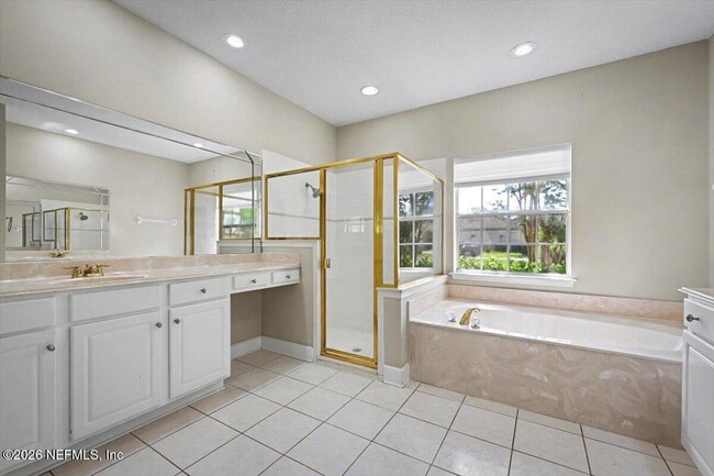 Building Photo - 337 S Mill View Way