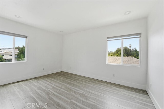 Building Photo - 709 Warren Ln