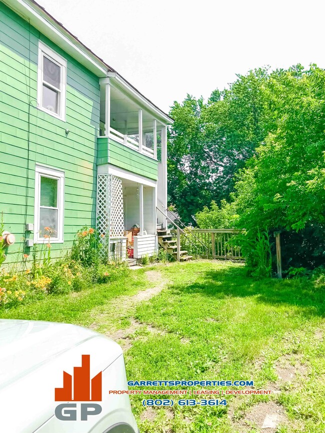 Building Photo - 68 Elm St