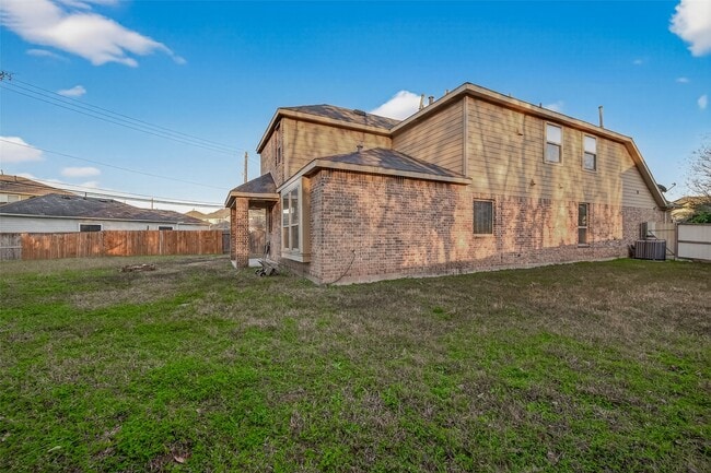 Building Photo - 12102 City Trek Ln