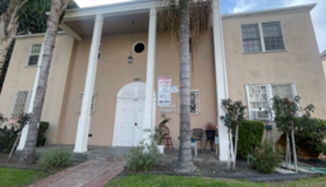 Primary Photo - Charming studio just minutes away from all...