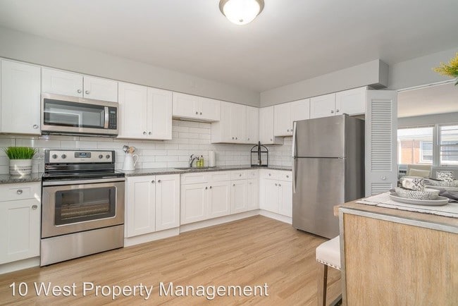 Building Photo - 34-46 S Kensington Ave