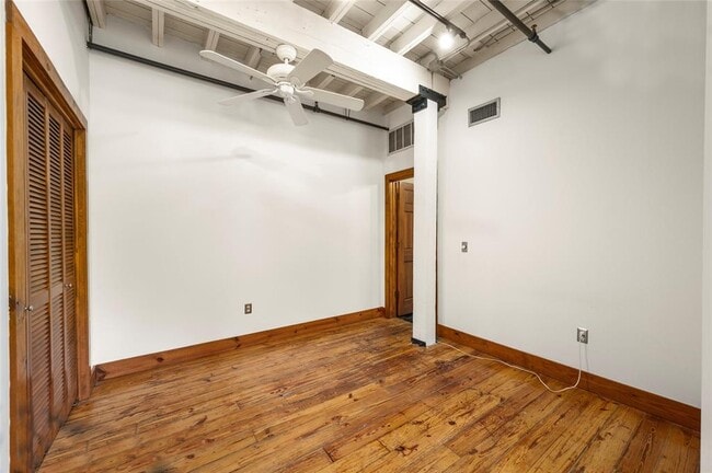 Building Photo - 1011 Wood St