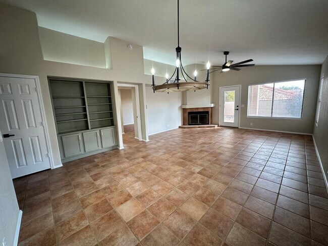 Building Photo - 12237 N Gambel Dr