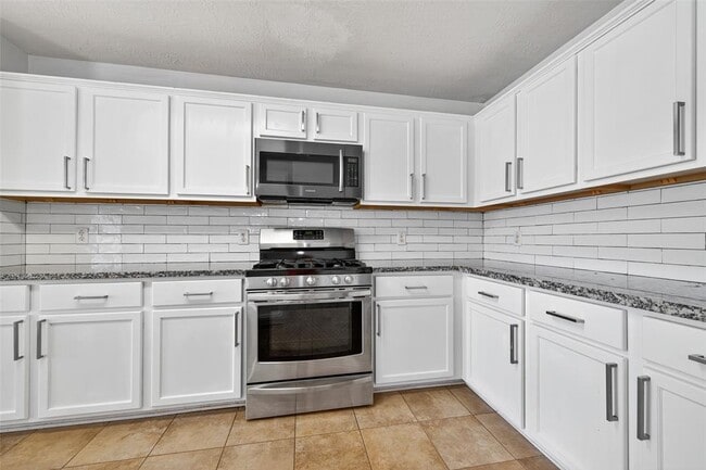 Building Photo - 5411 Losoya Ct