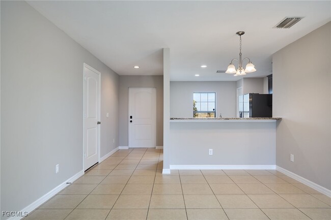 Building Photo - 908 NW 24th Terrace