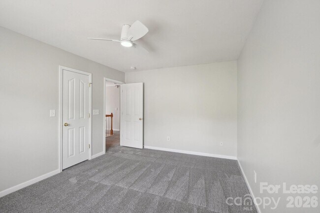 Building Photo - 14417 Laurel Tree Ln