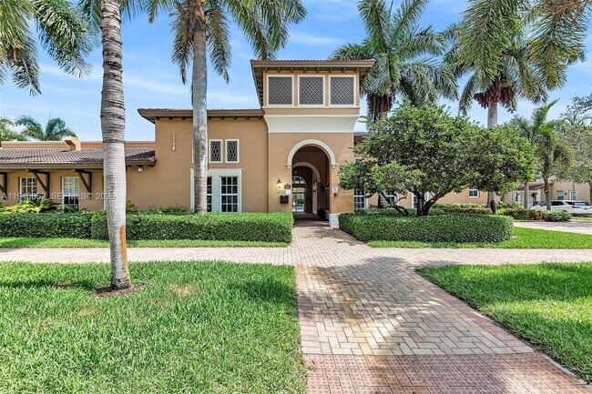 Building Photo - 908 SW 147th Ave