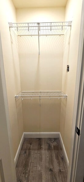 Building Photo - 207 S Union St