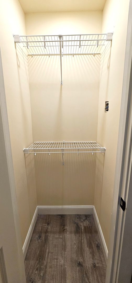 Building Photo - 207 S Union St