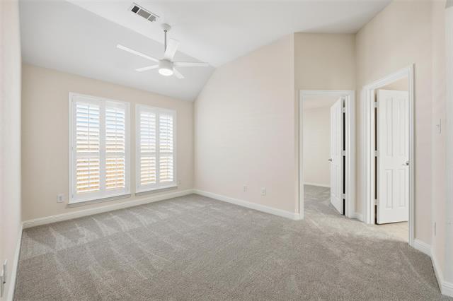 Building Photo - 2729 Pinehurst Dr