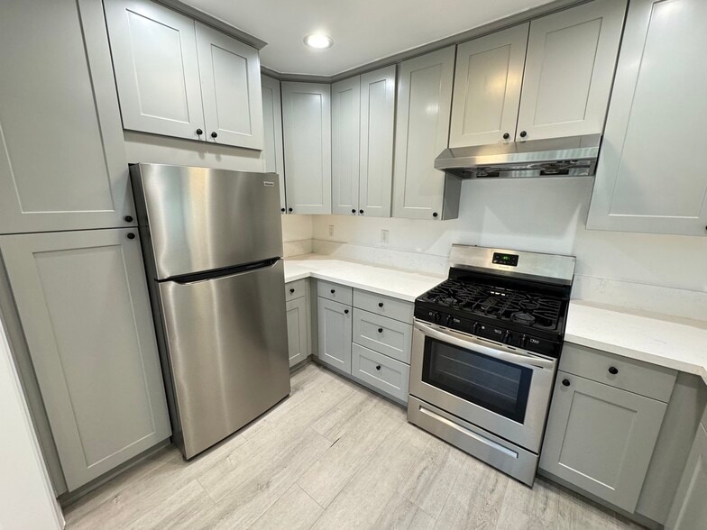 Building Photo - 3031 Langford Pl