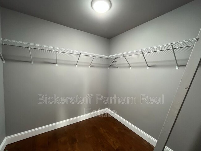 Building Photo - 7073 Spring Walk Dr