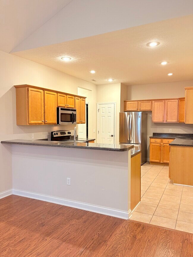 Building Photo - 2500 Crossings Blvd