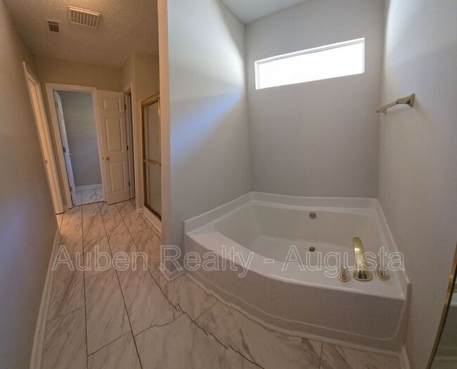 Building Photo - 2727 Brickrun Pl