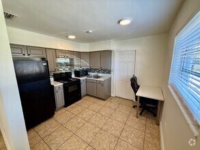 Building Photo - Ventura Blvd FTL 2633-2635