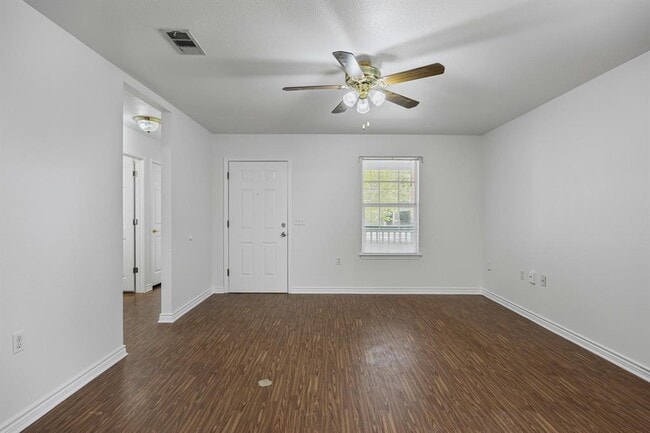 Building Photo - 6109 Club Terrace