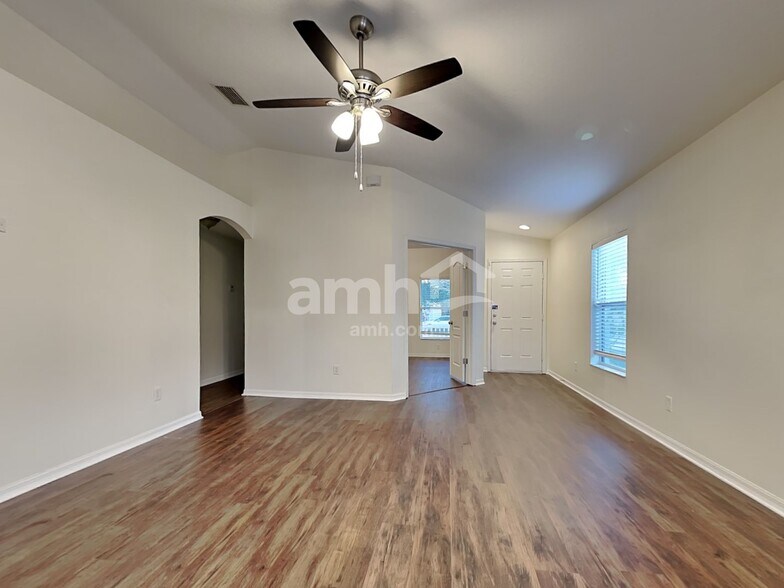 Building Photo - 8138 Canterbury Lake Blvd