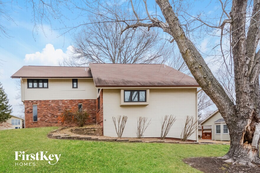 Building Photo - 24 Lille Ct