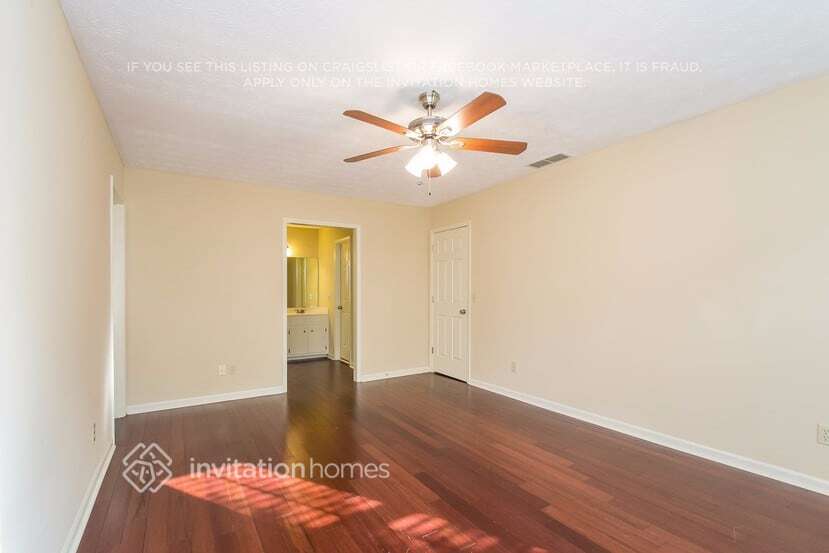 Building Photo - 3761 Apple Way
