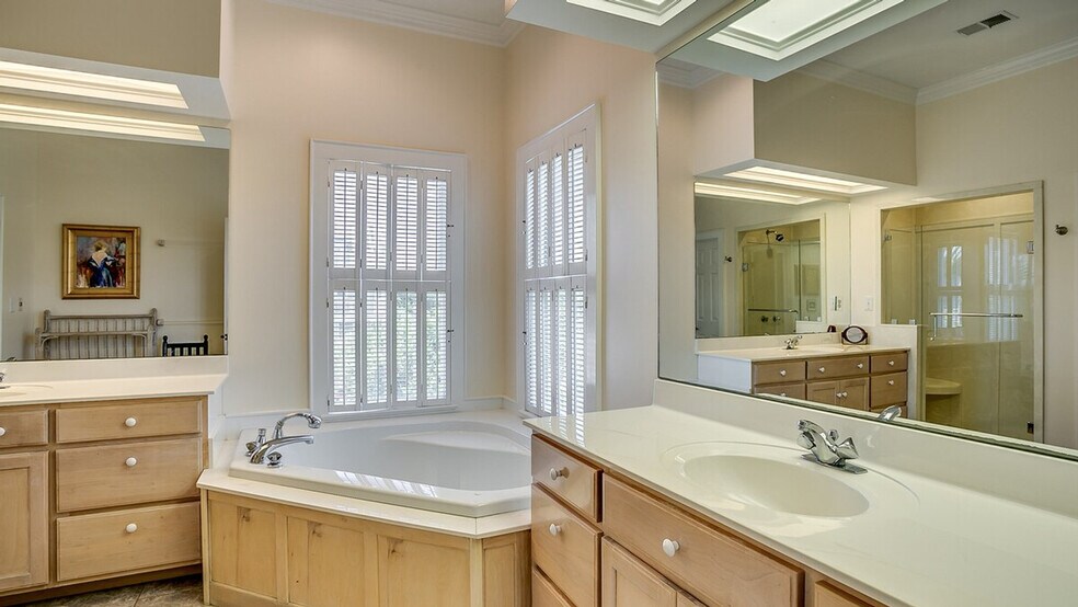 Building Photo - 110 Debordieu Blvd