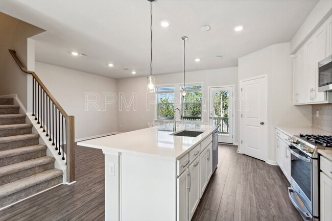 Building Photo - 1604 Halbrook Pl SW