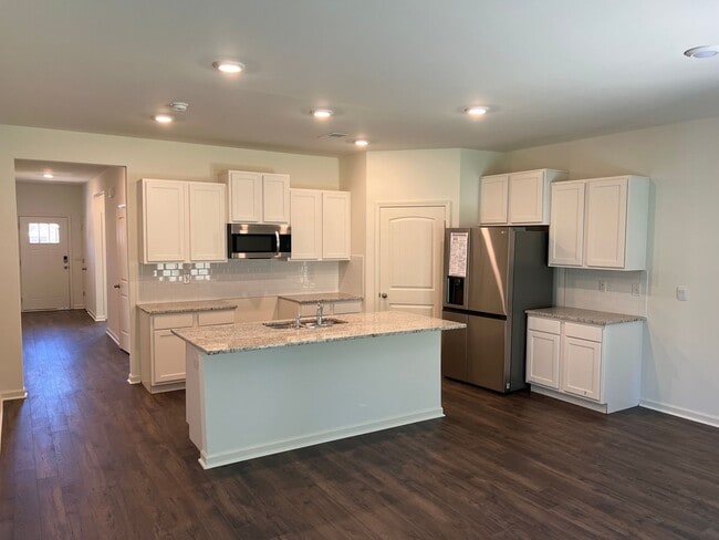 Building Photo - Margaret Location, 1 level 4 BR / 2 BA on Cul-da-sac