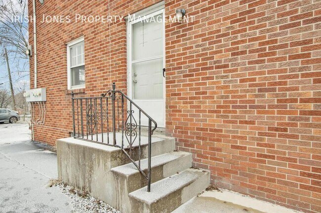 Building Photo - 880 Millersport Hwy