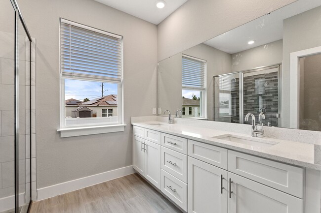 Building Photo - Deposit-Free! Modern, energy efficient hom...