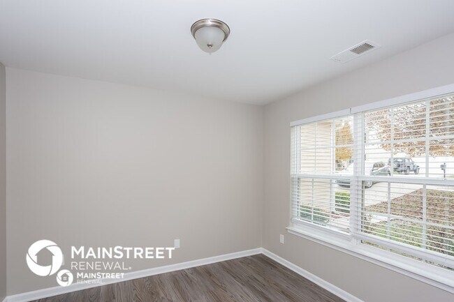 Building Photo - 7010 Dacian Ln