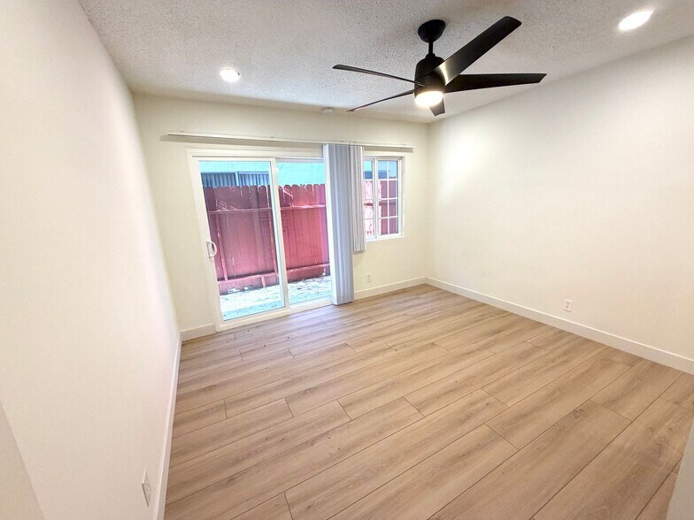 Building Photo - 3317 Keystone Av