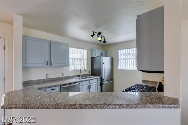 Building Photo - 2801 N Rainbow Blvd