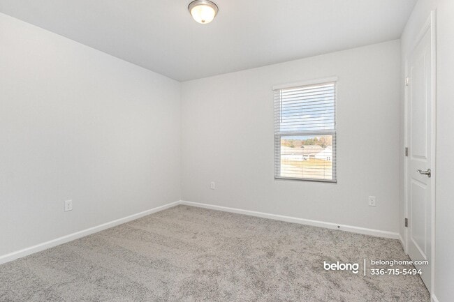 Building Photo - 1425 Rhodes Pond St