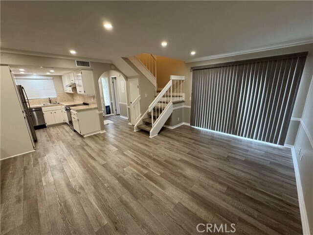 Building Photo - 26152 La Real