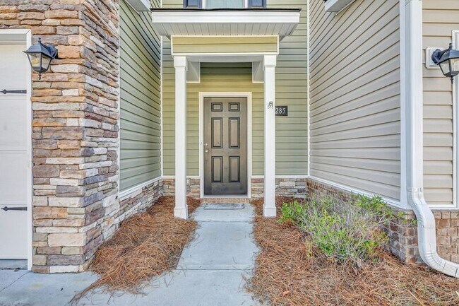 Building Photo - 285 Cantle Dr