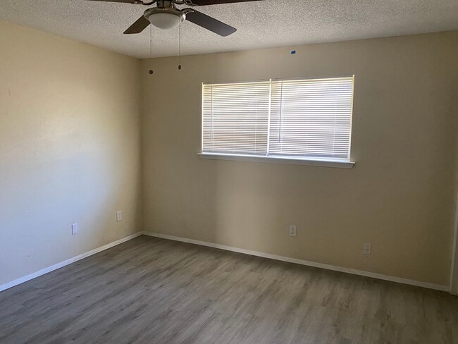Building Photo - 5808 Woodsetter Ln