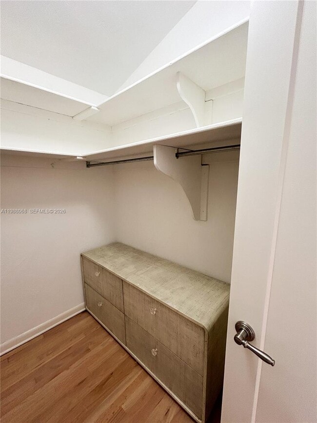 Building Photo - 2504 Alhambra Cir