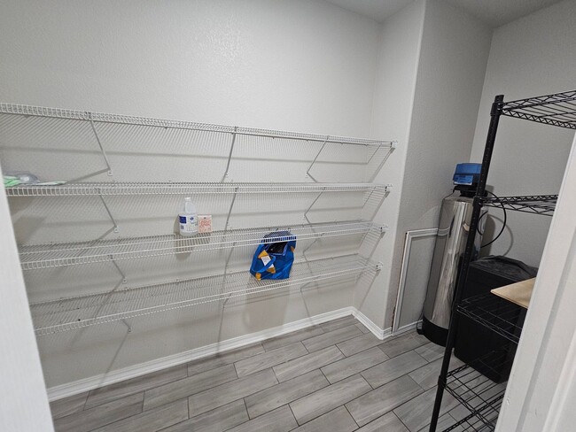 Building Photo - 3 Bed 3 bath house in 80925!!