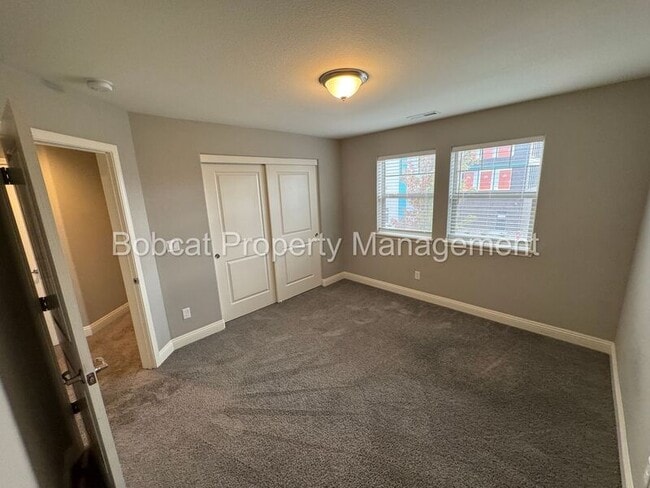 Building Photo - 1399 Handelin Rd