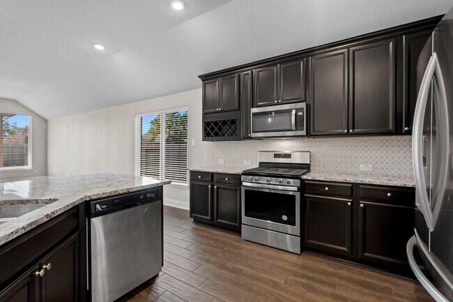 Building Photo - 15323 Holloway Hls Trl